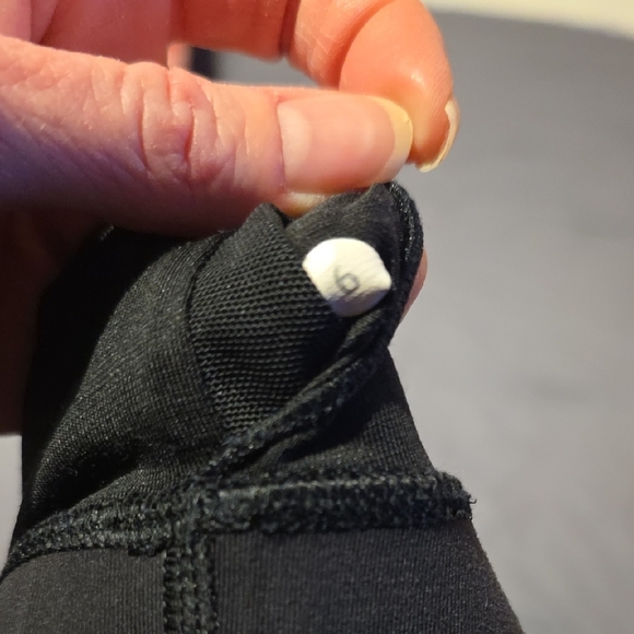 lululemon athletica Charcoal Sports Bra - Picture 6 of 8